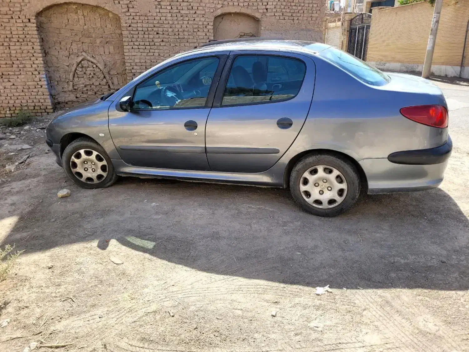 خودرو پژو، ۲۰۶ صندوق دار آگهی ann_20929912