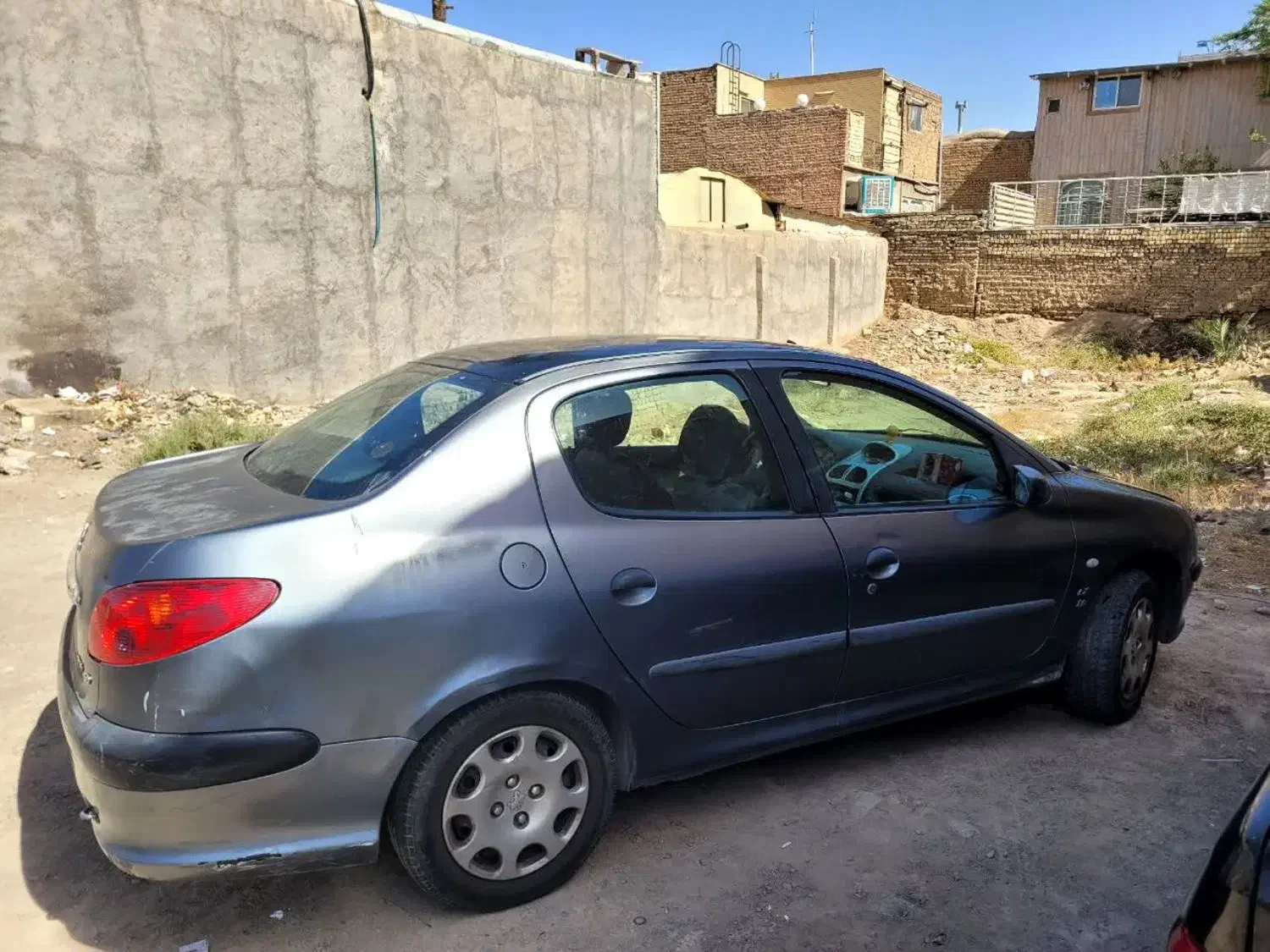 پژو ۲۰۶ صندوق دار v8 - 1389