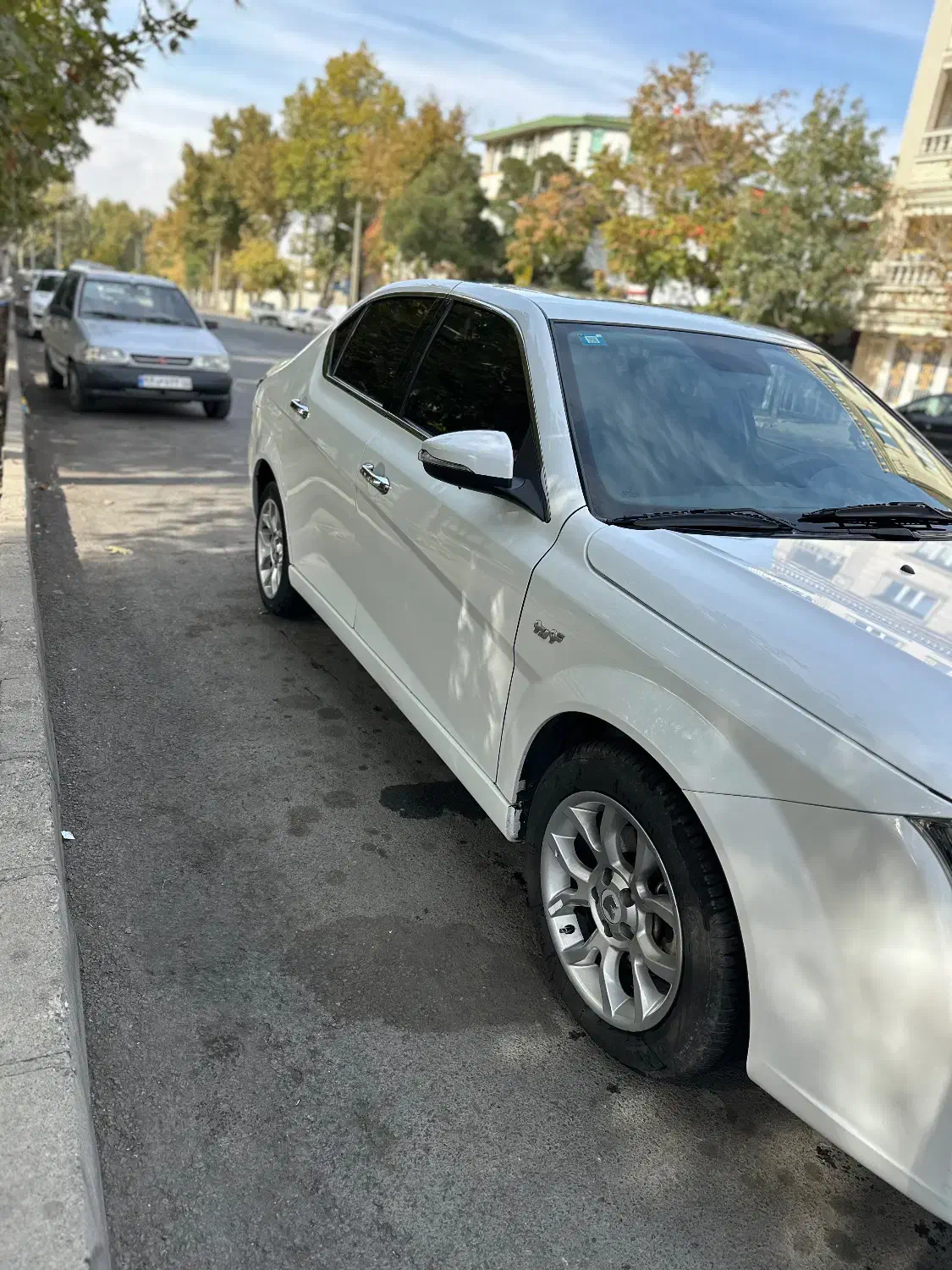 دنا پلاس توربو اتوماتیک - 1402