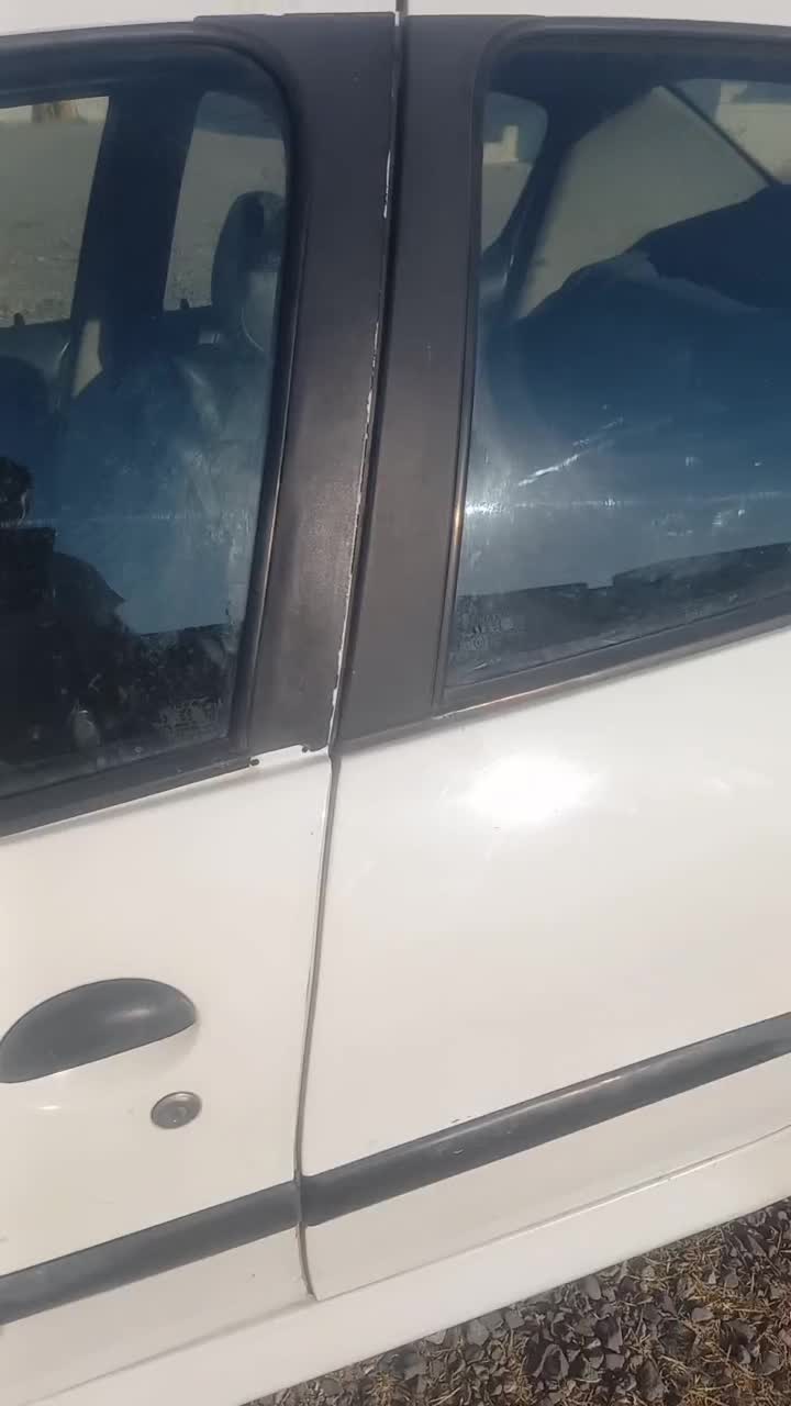 خودرو پژو، ۲۰۶ صندوق دار آگهی ann_20930004