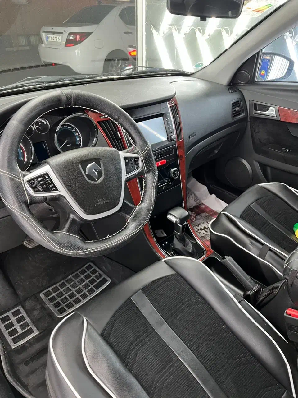 دنا پلاس توربو 6 دنده - 1401