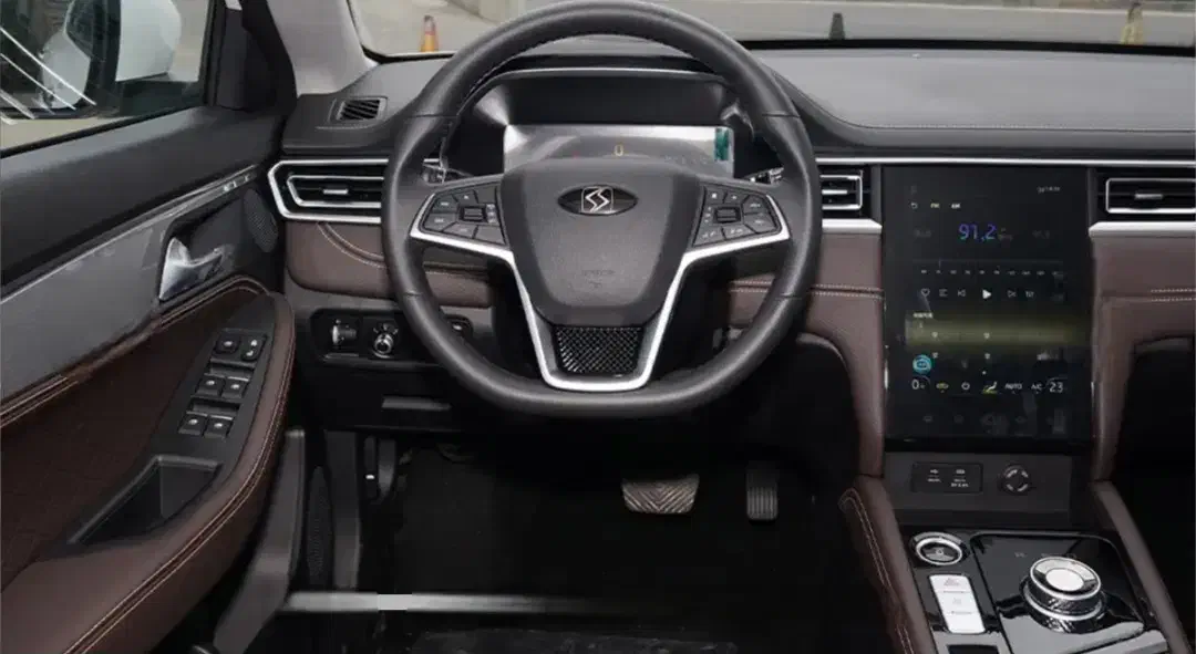 کی ام سی EJ7 ساده - 2024