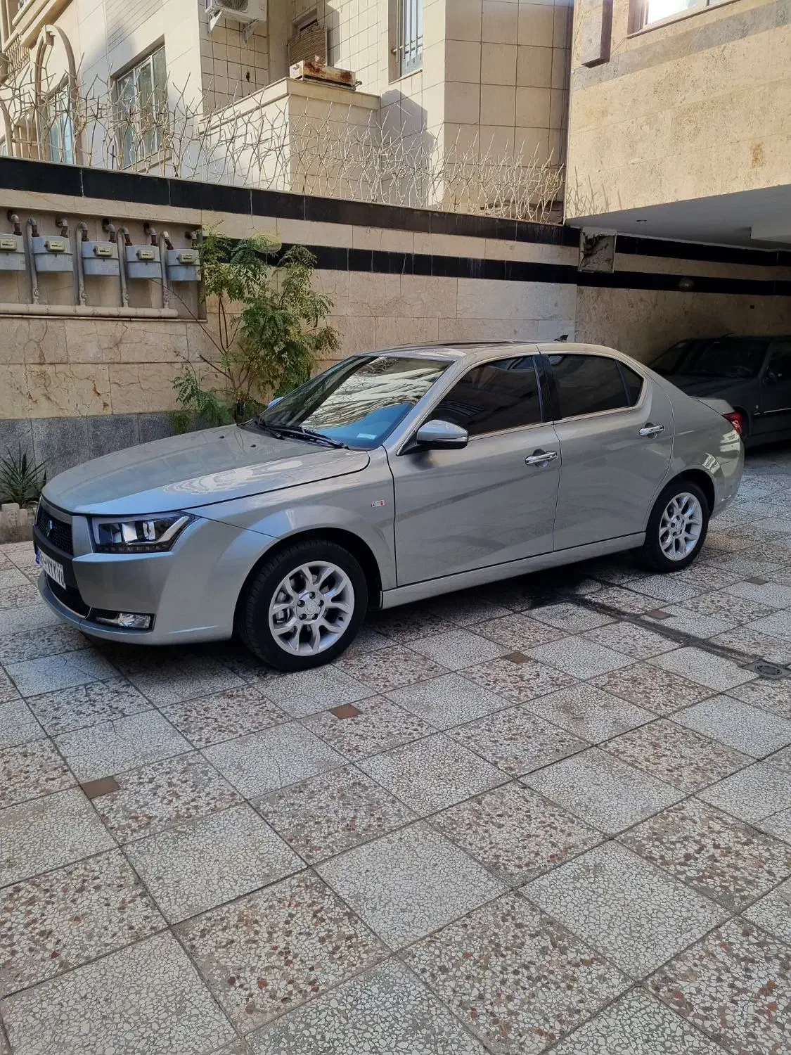 دنا پلاس توربو اتوماتیک - 1402