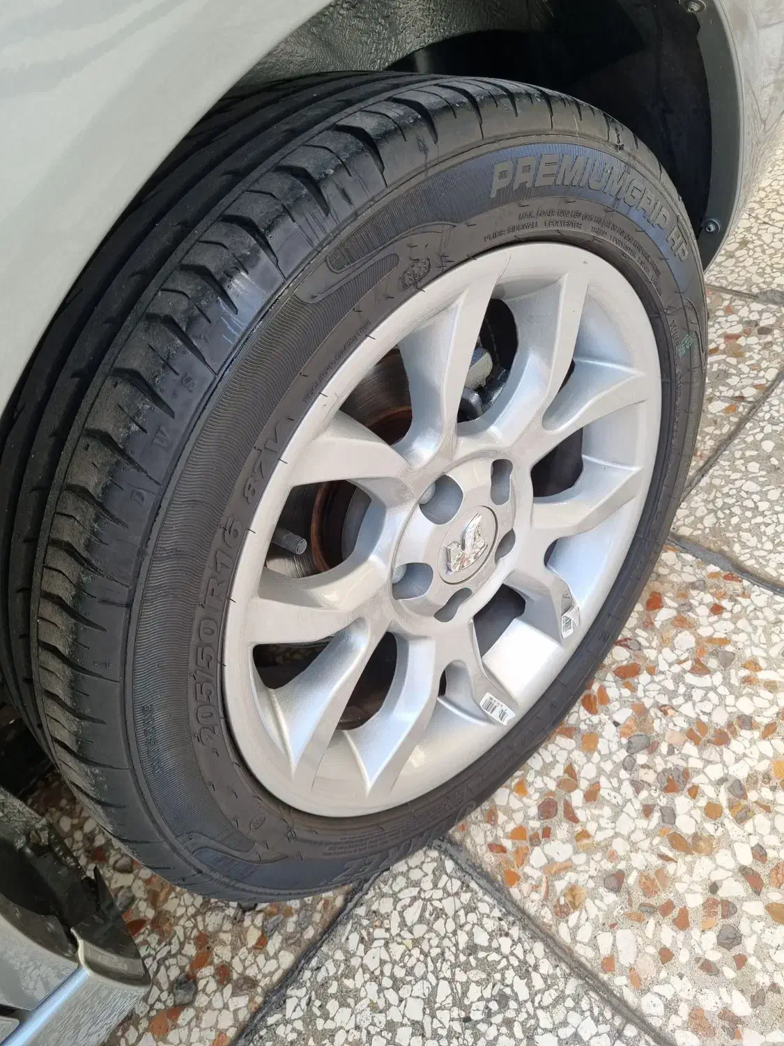 دنا پلاس توربو اتوماتیک - 1402