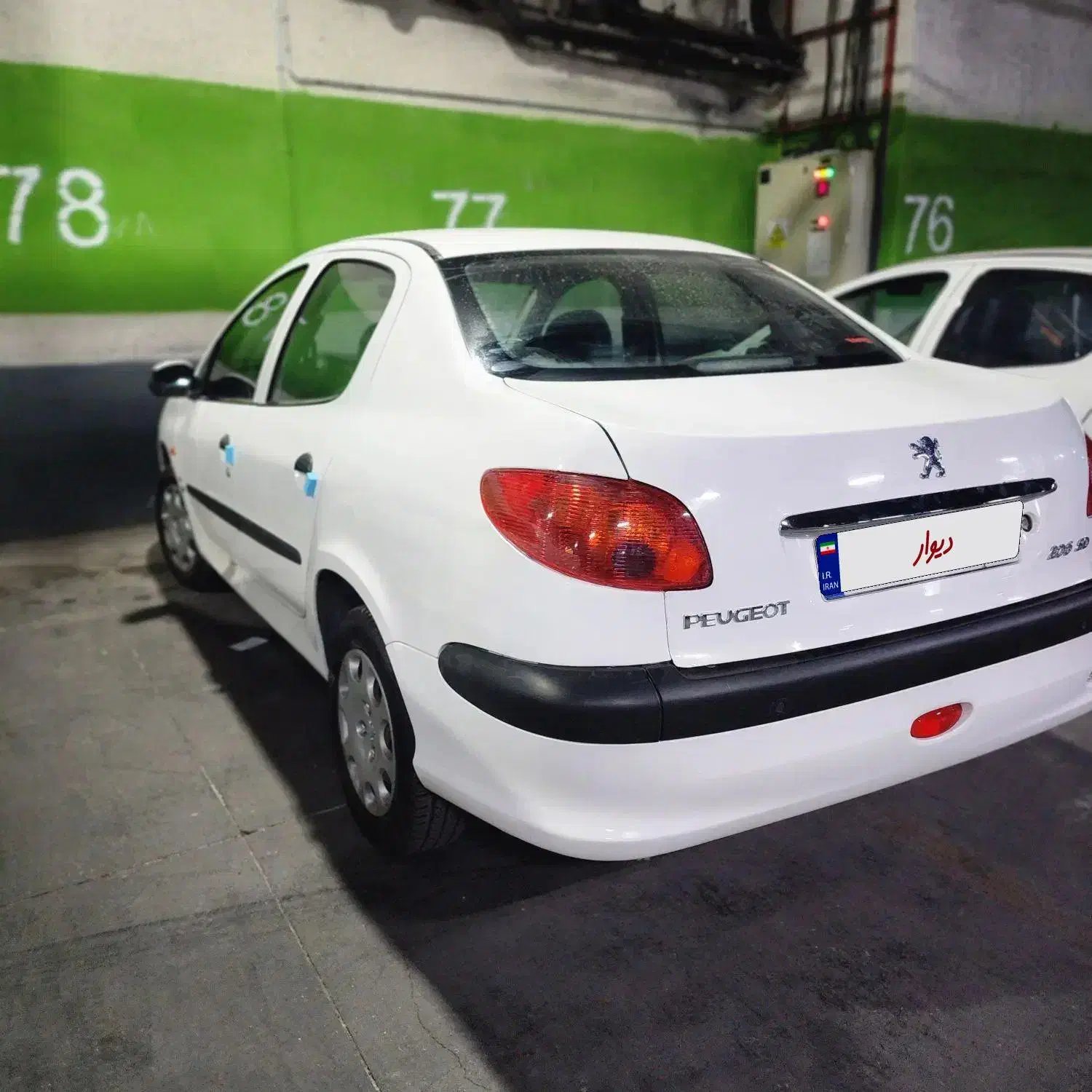 پژو ۲۰۶ صندوق دار v20 - 1390