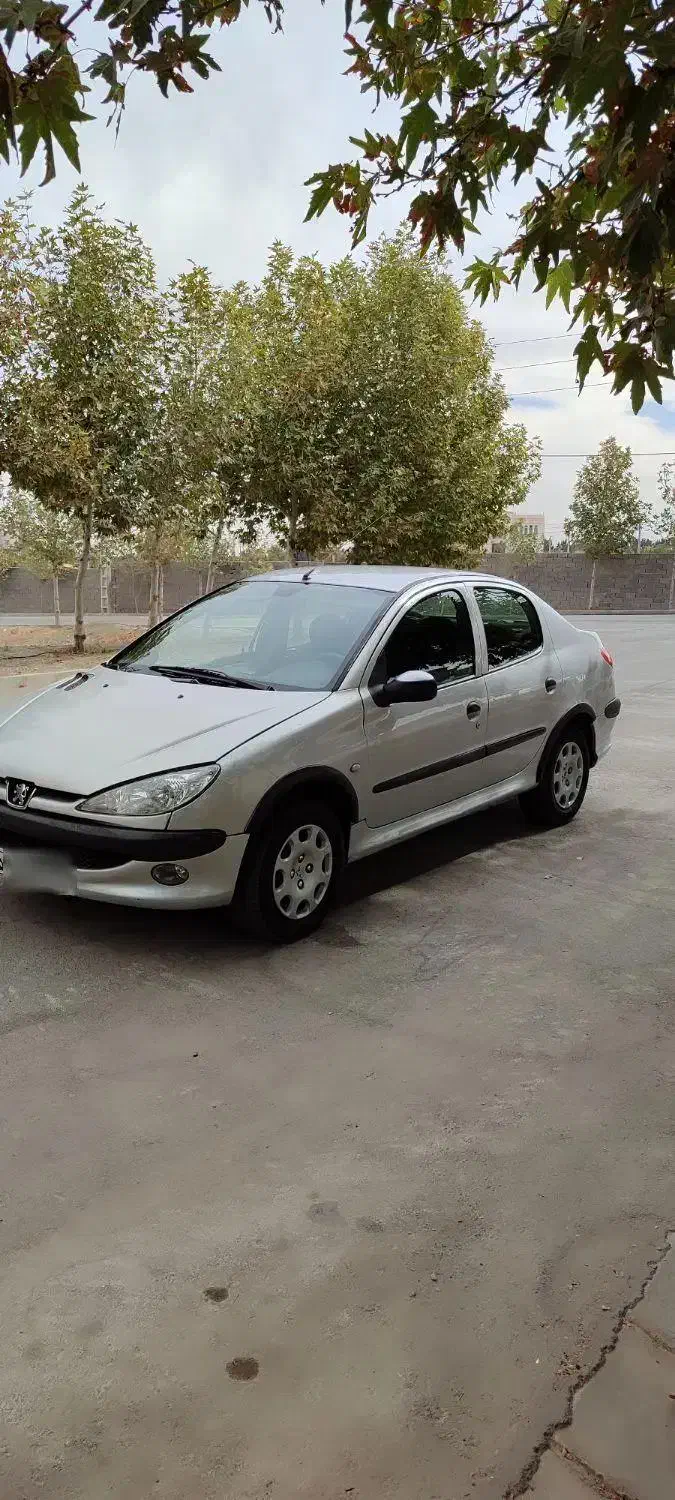 پژو ۲۰۶ صندوق دار v8 - 1386