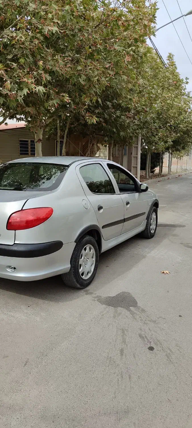 پژو ۲۰۶ صندوق دار v8 - 1386