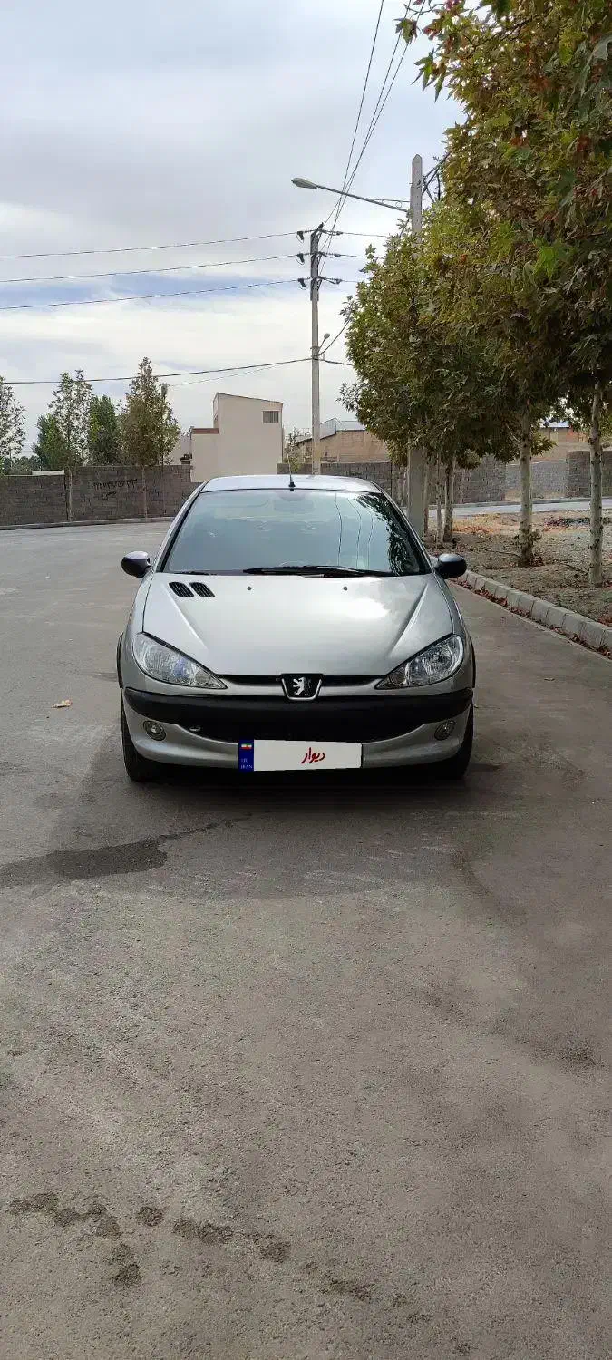 پژو ۲۰۶ صندوق دار v8 - 1386