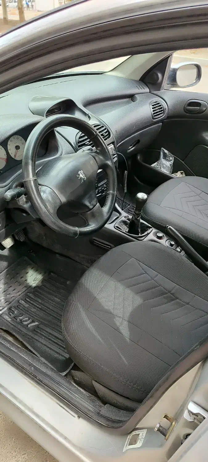 پژو ۲۰۶ صندوق دار v8 - 1386