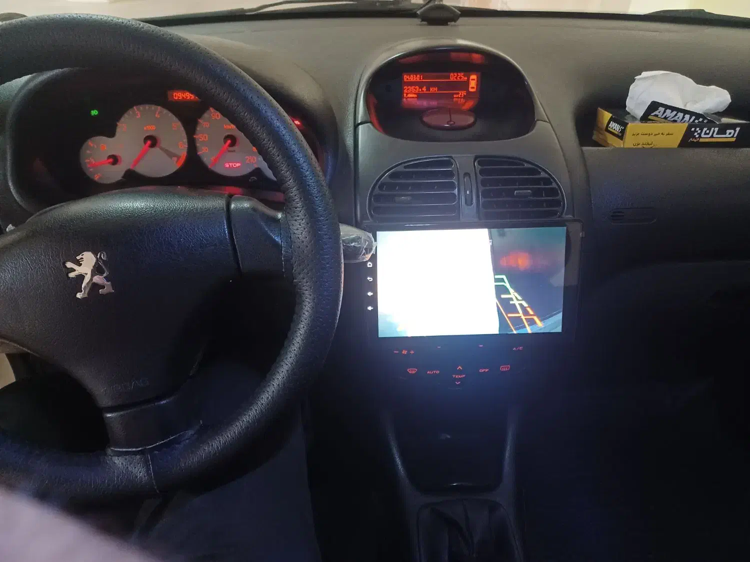 پژو ۲۰۶ صندوق دار v8 - 1395