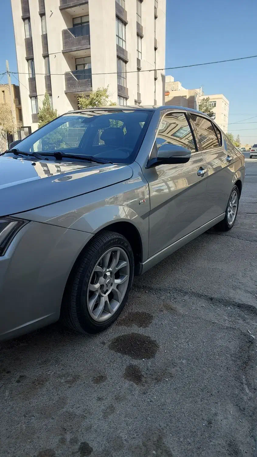 دنا پلاس توربو اتوماتیک - 1403