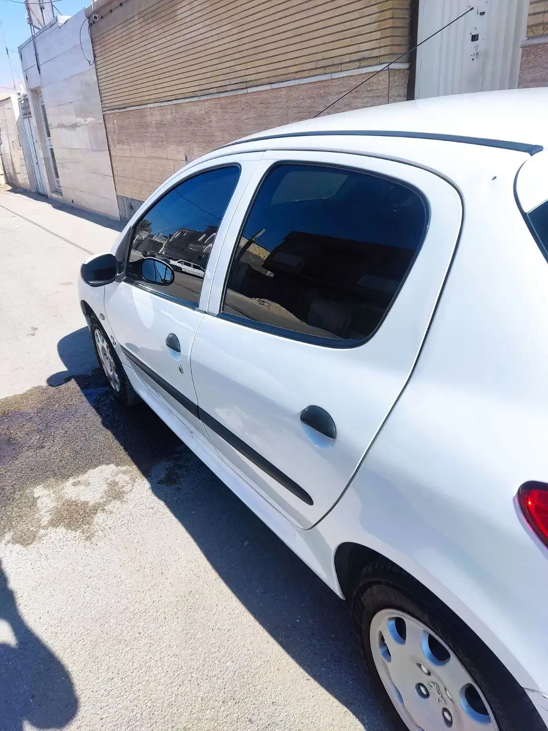 پژو 206 تیپ 2 - 1395