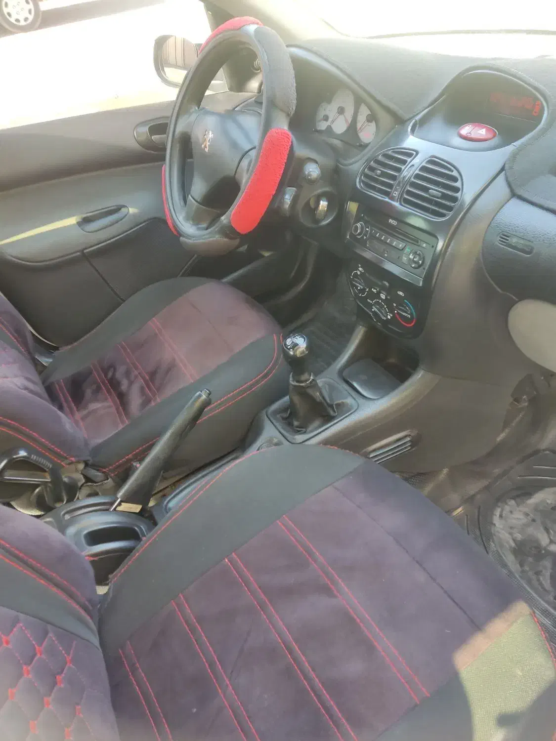 پژو 206 تیپ 2 - 1395