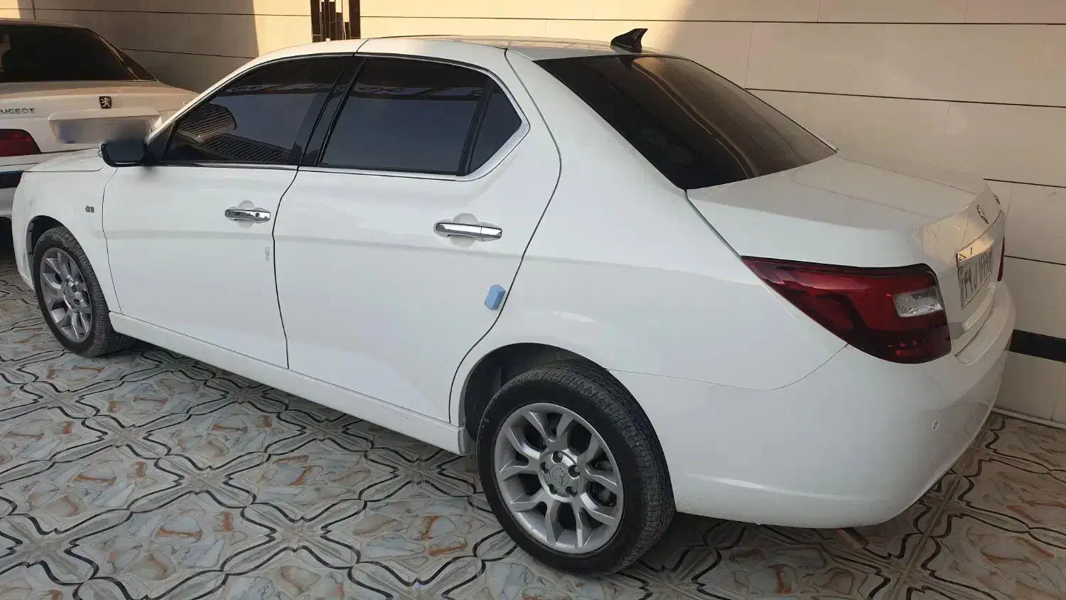 دنا پلاس توربو اتوماتیک - 1401