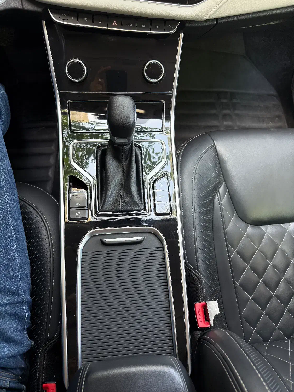 چری آریزو 6 اکسلنت - 1400