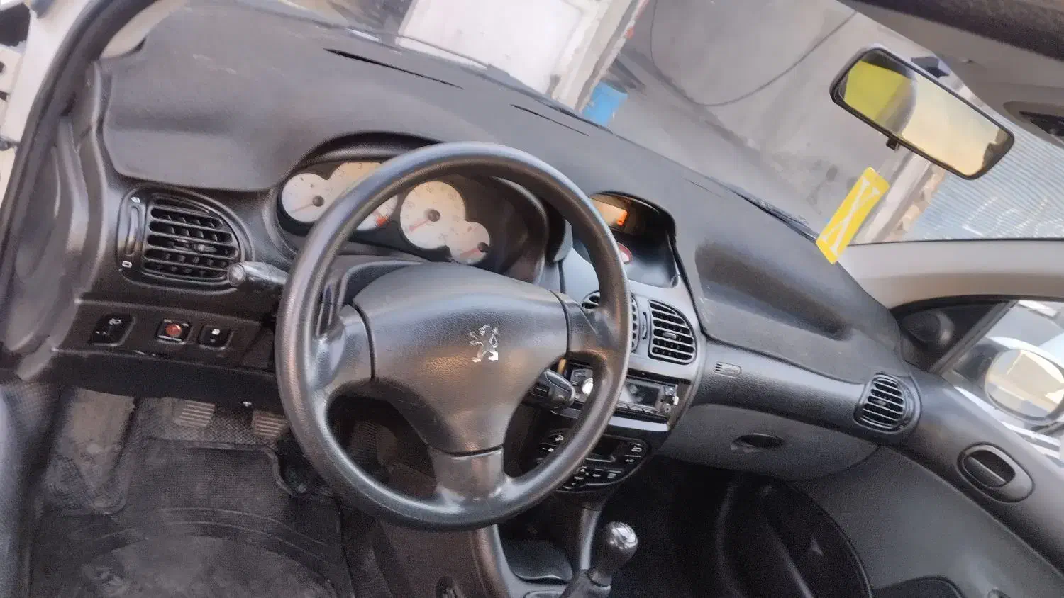 پژو 206 تیپ 5 - 1393