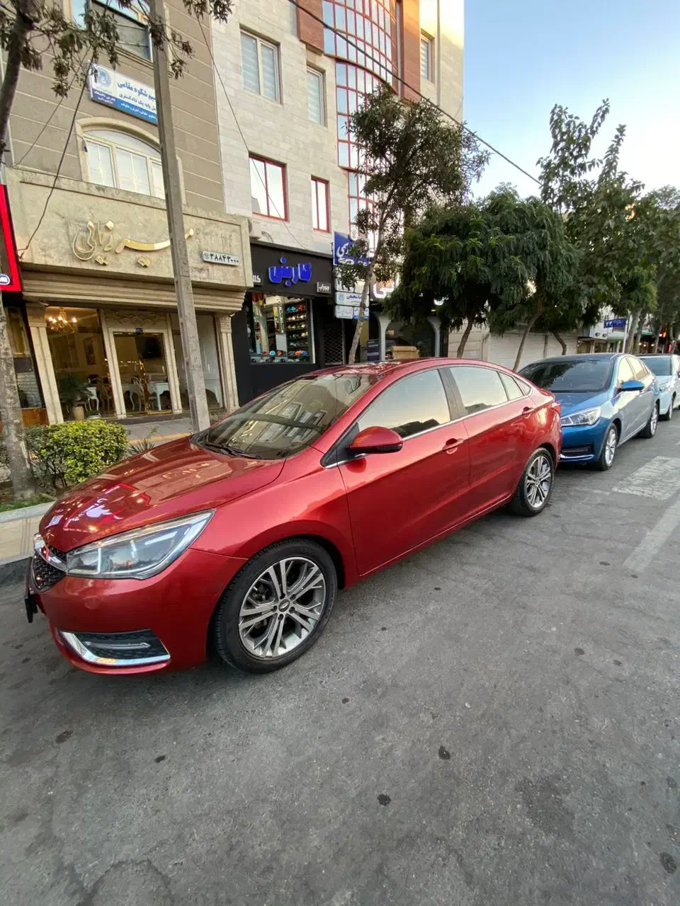 ام وی ام X22 پرو دنده‌ای - 1402