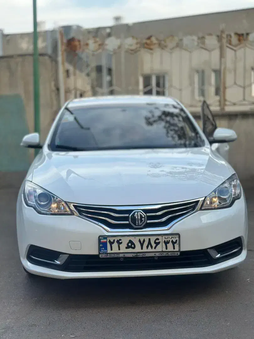 ام وی ام X22 پرو دنده‌ای - 1402