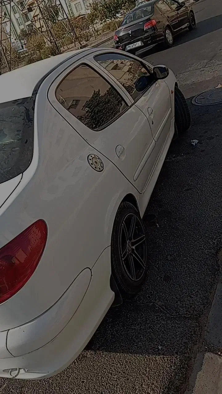 پژو ۲۰۶ صندوق دار v8 - 1394
