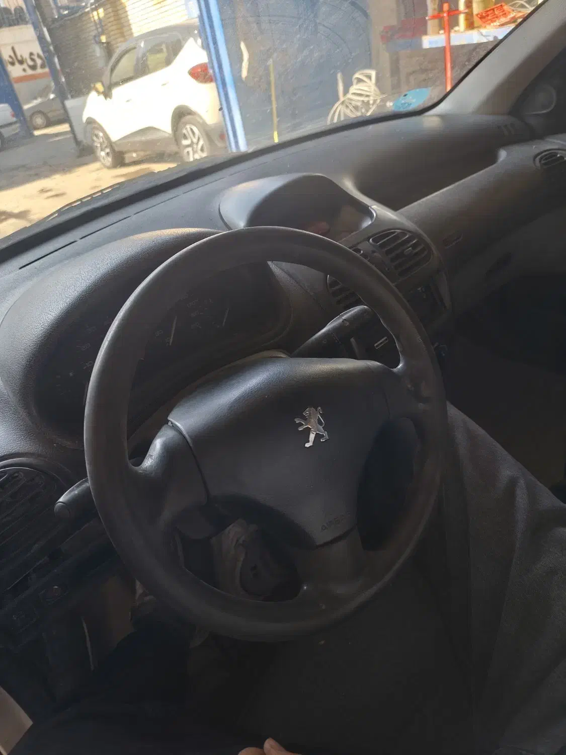 پژو ۲۰۶ صندوق دار v20 - 1390