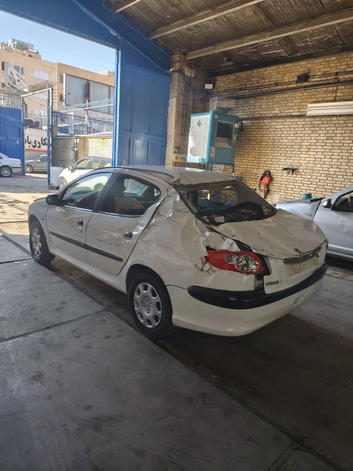 پژو ۲۰۶ صندوق دار v20 - 1390