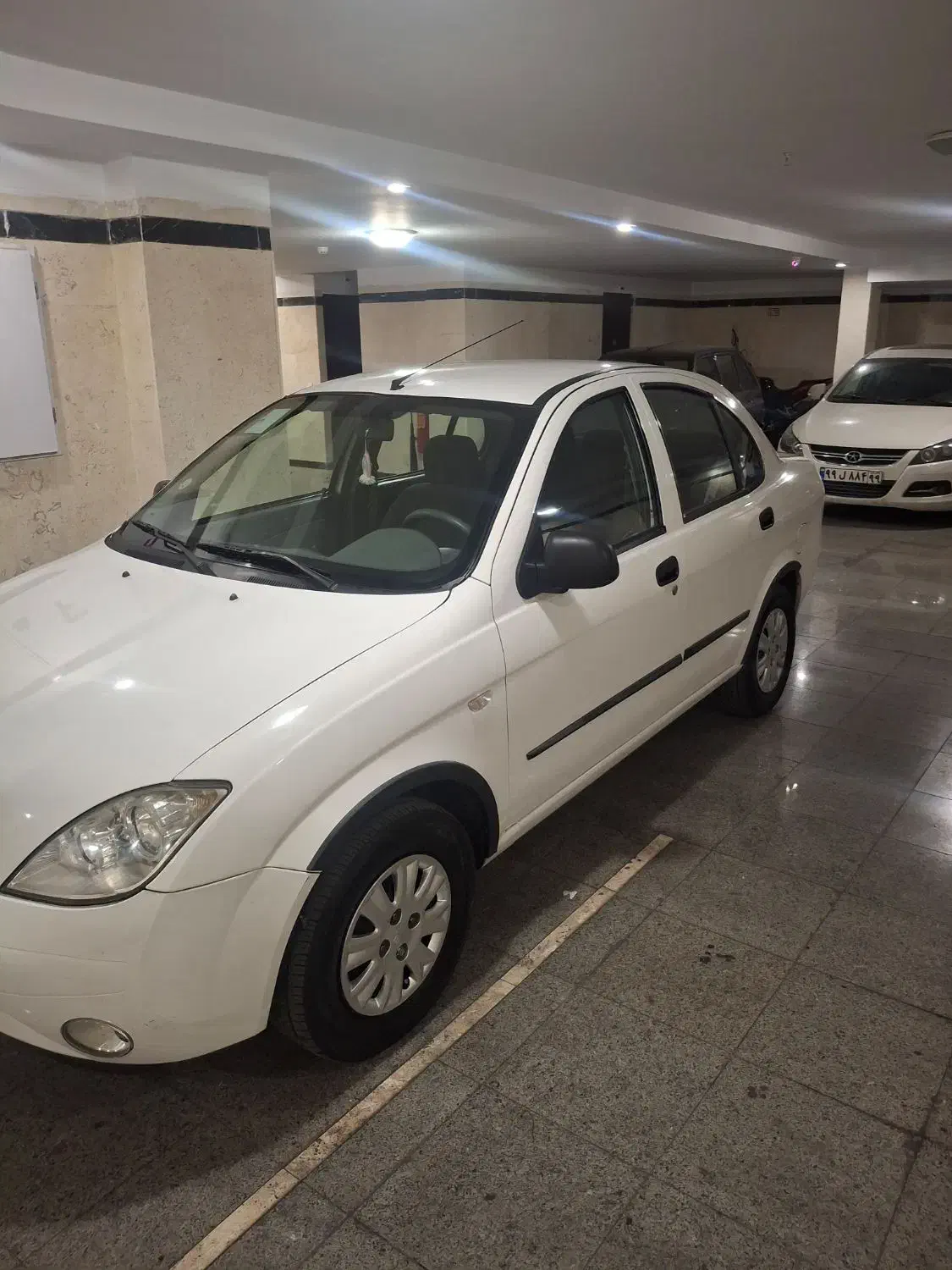 تیبا صندوق دار SX - 1400