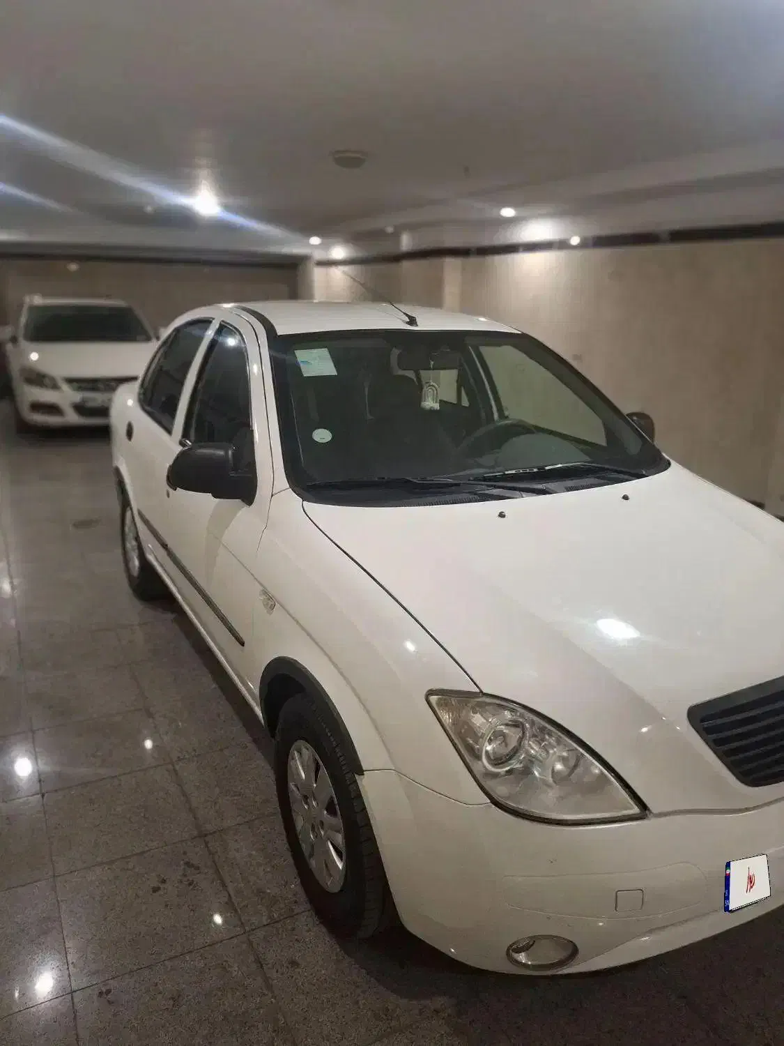 تیبا صندوق دار SX - 1400