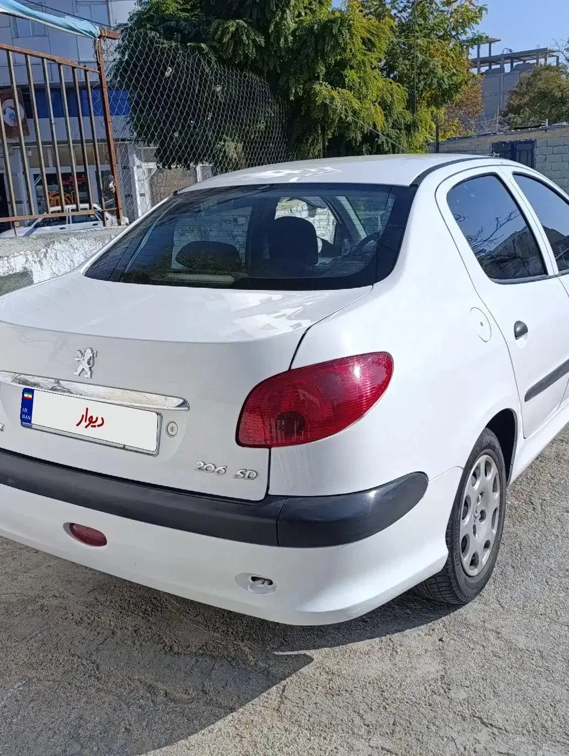 پژو ۲۰۶ صندوق دار v8 - 1398