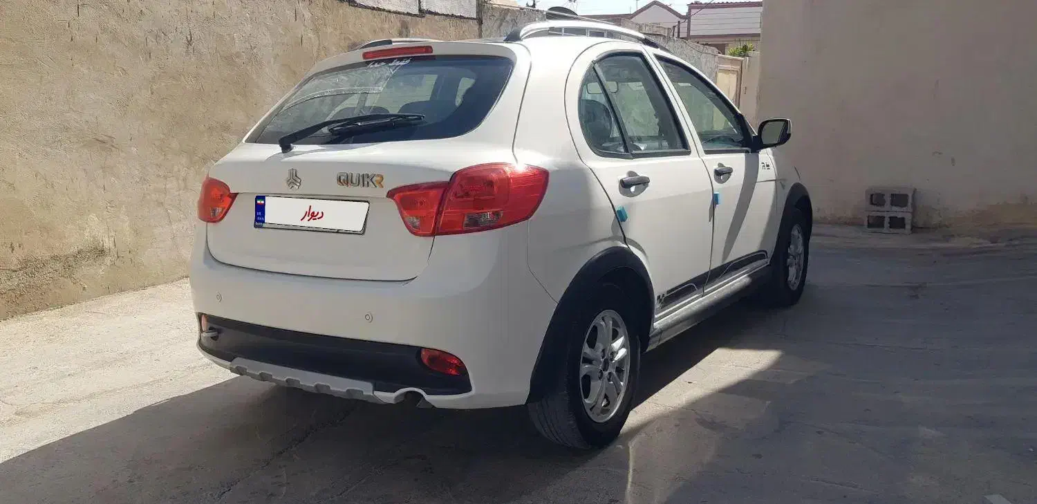 کوییک R دنده‌ای - 1402