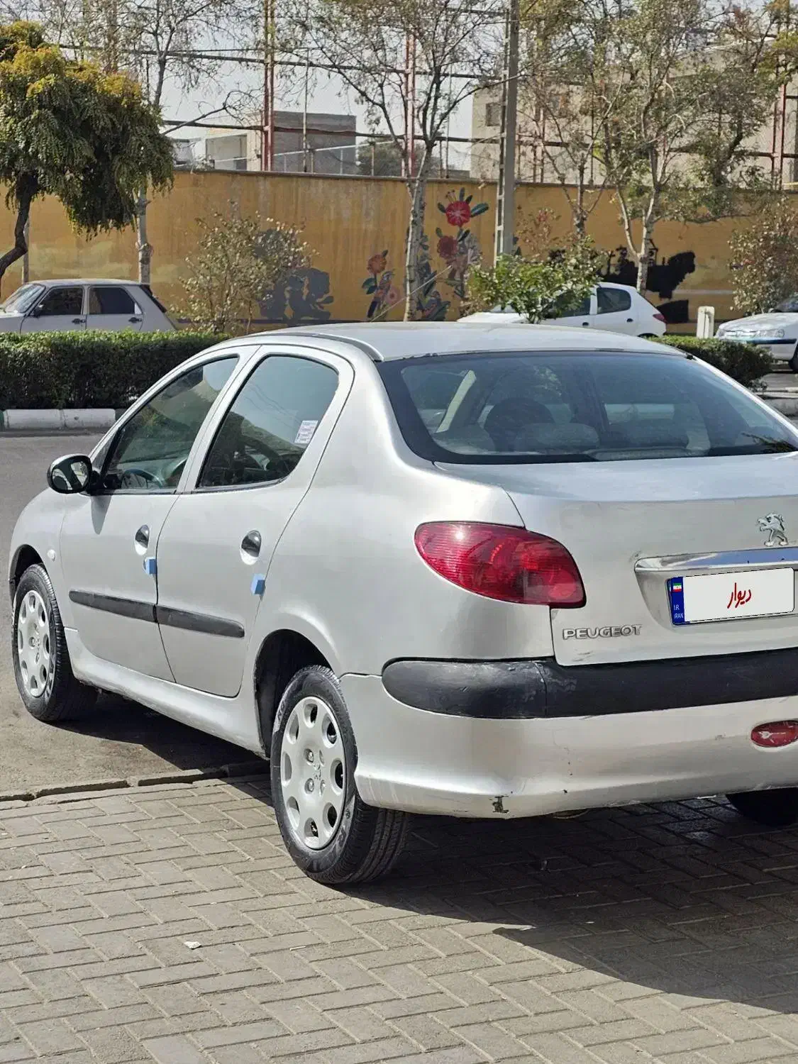 پژو ۲۰۶ صندوق دار v8 - 1386