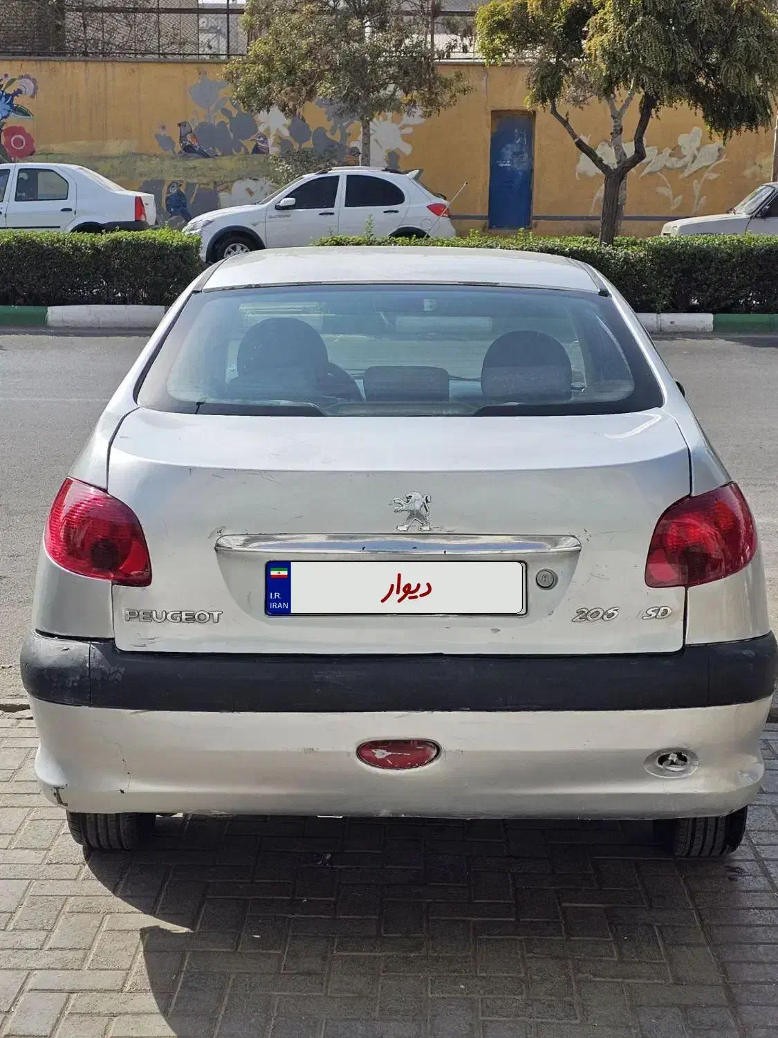 پژو ۲۰۶ صندوق دار v8 - 1386