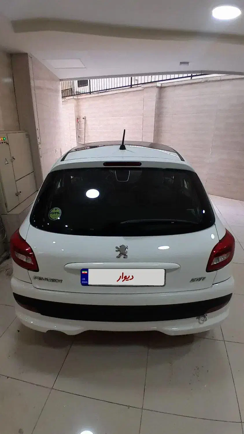 پژو 207 پانوراما دنده‌ای - 1400