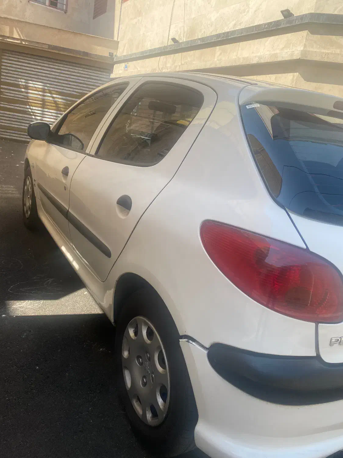 پژو 206 تیپ 5 - 1396