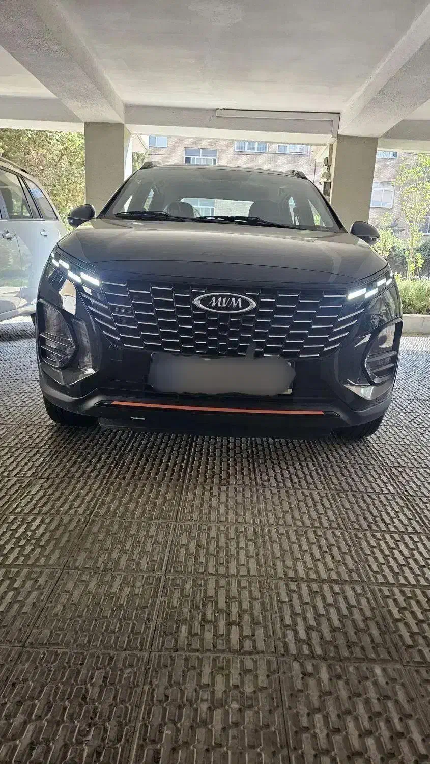 خودرو ام وی ام، X33 کراس آگهی ann_20931404