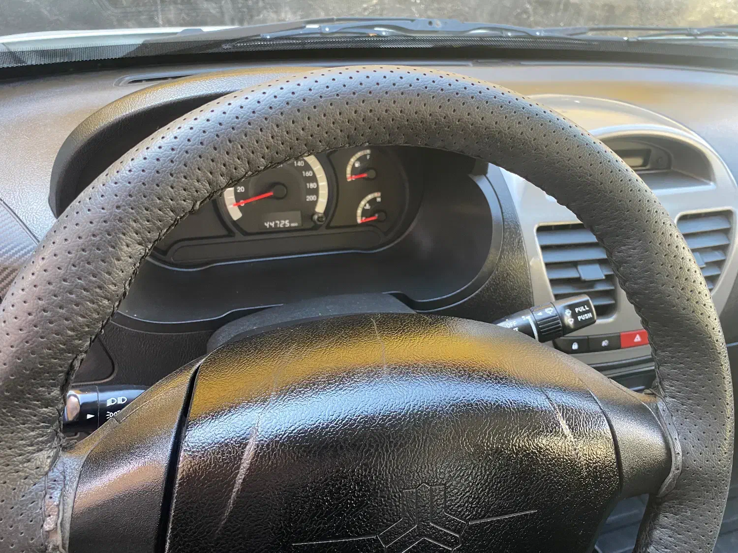 خودرو کوییک، معمولی آگهی ann_20931467