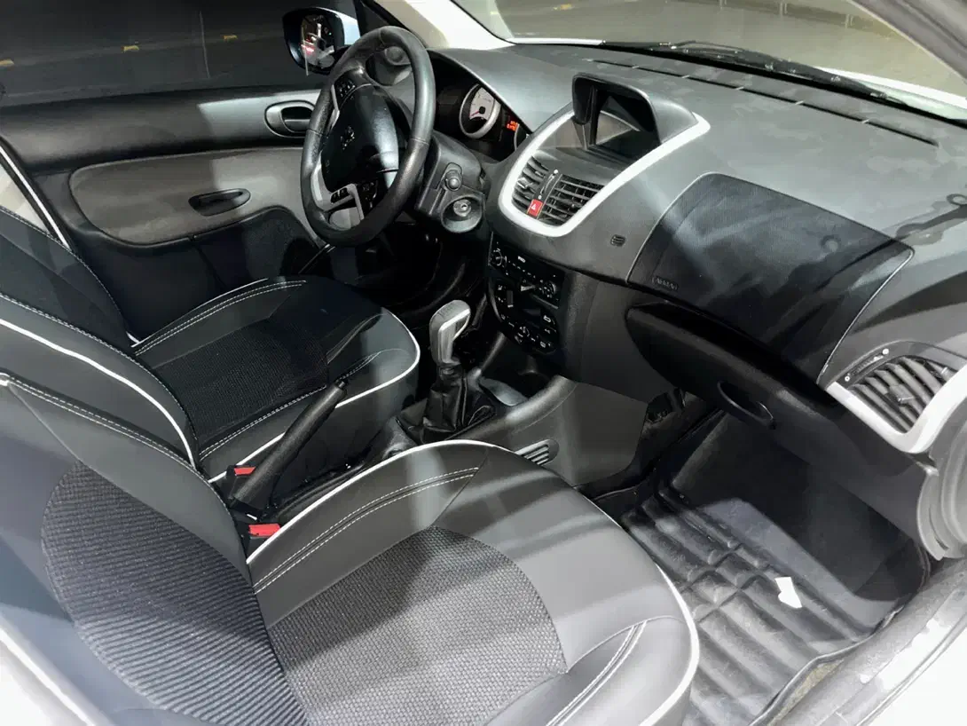 پژو 207 پانوراما دنده‌ای - 1402