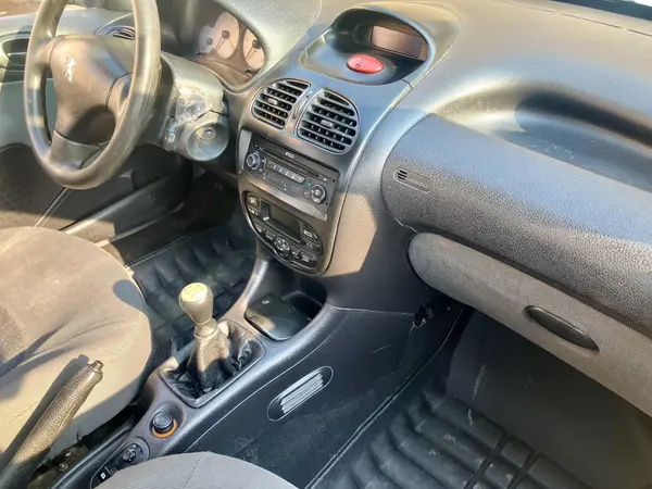 پژو ۲۰۶ صندوق دار v8 - 1394