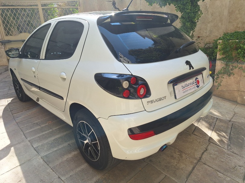 پژو 207 اتوماتیک TU5P - 1404