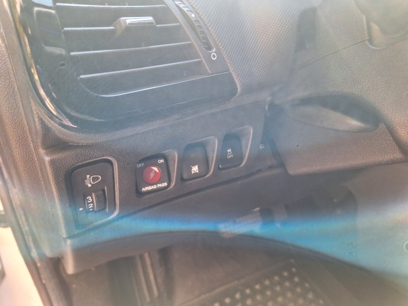 پژو 207 اتوماتیک TU5P - 1404