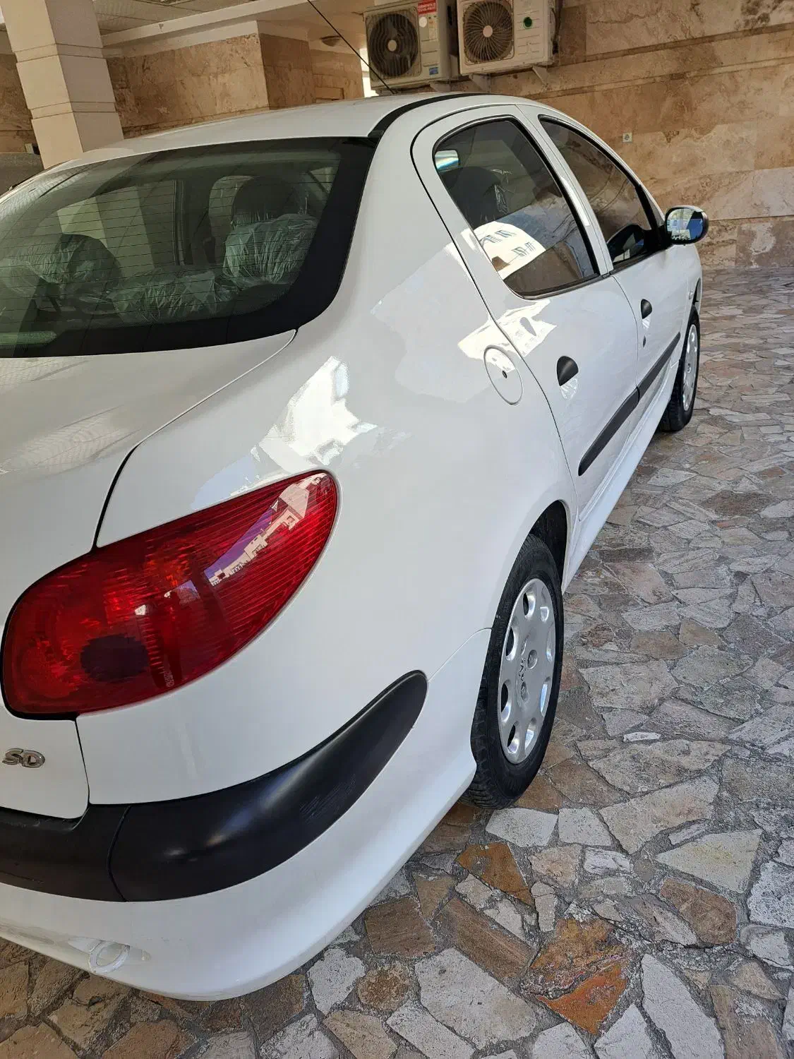 پژو ۲۰۶ صندوق دار v8 - 1399