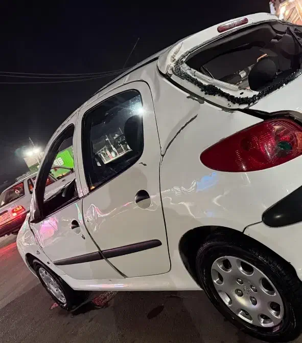 پژو 206 تیپ 3 - 1396