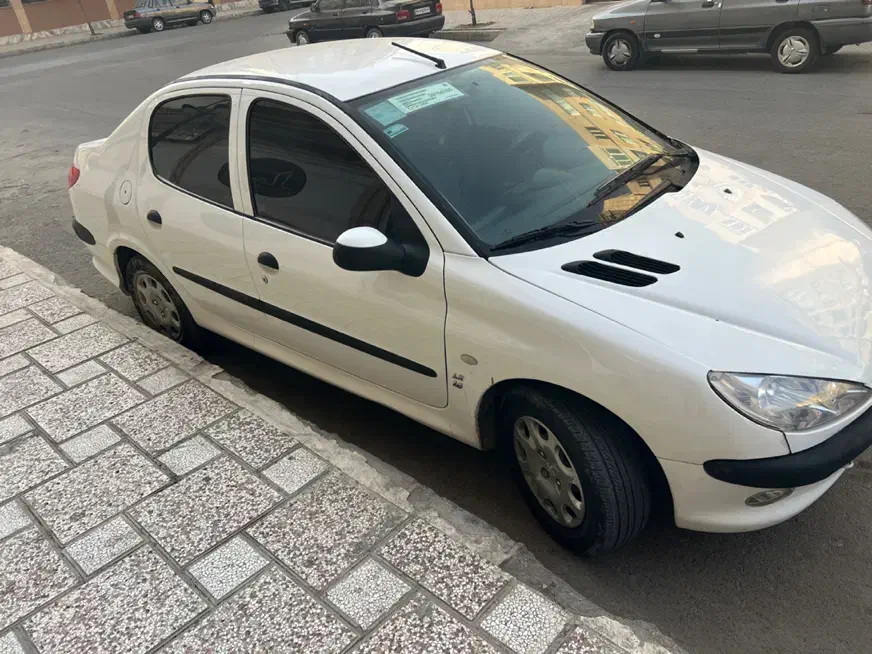 خودرو پژو، ۲۰۶ صندوق دار آگهی ann_20931667