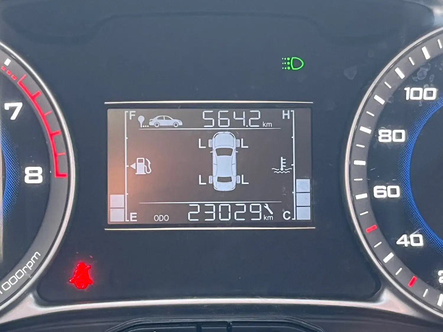 کوییک R دنده‌ای - 1402