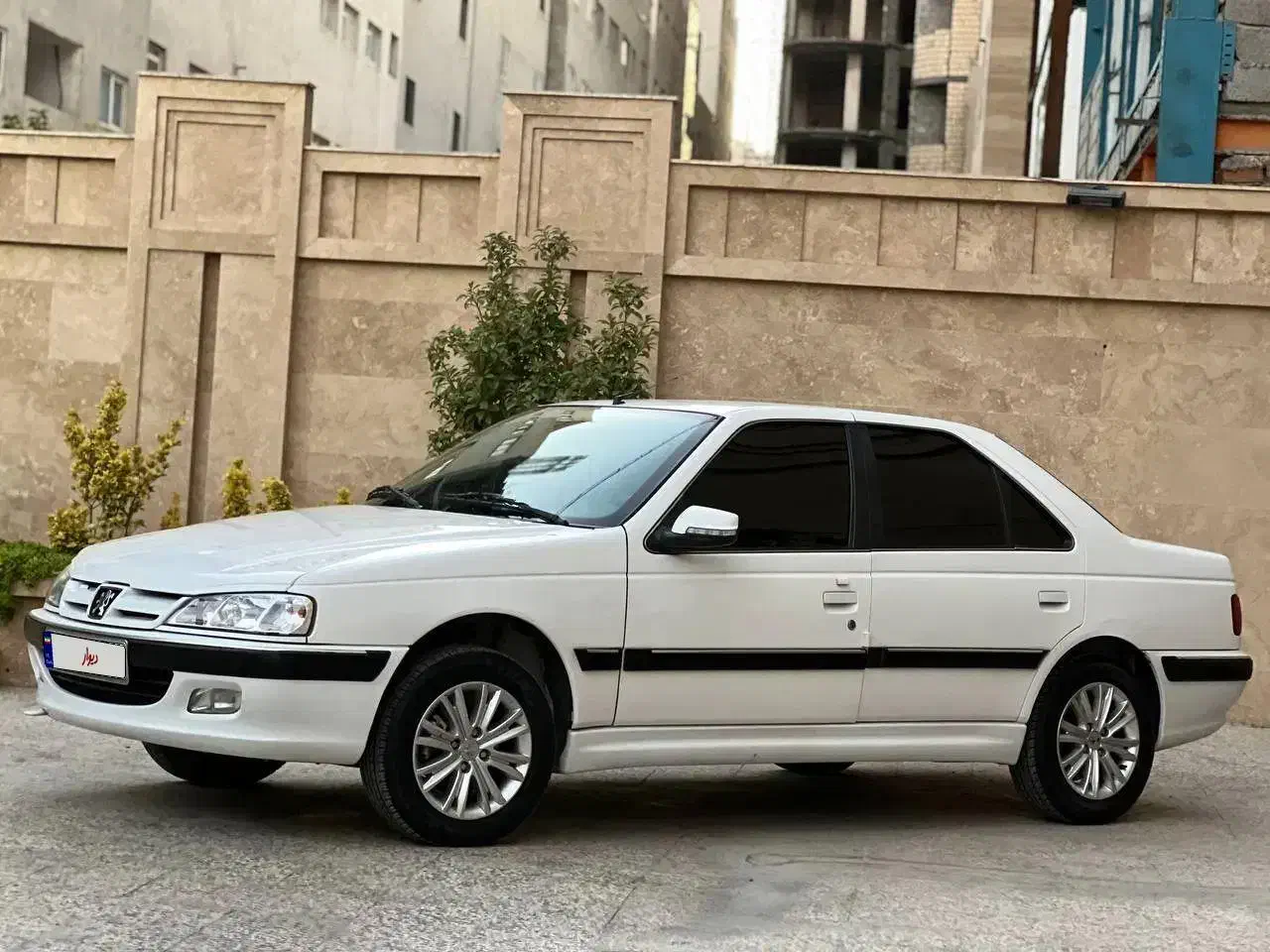 پژو پارس XU7P - 1401