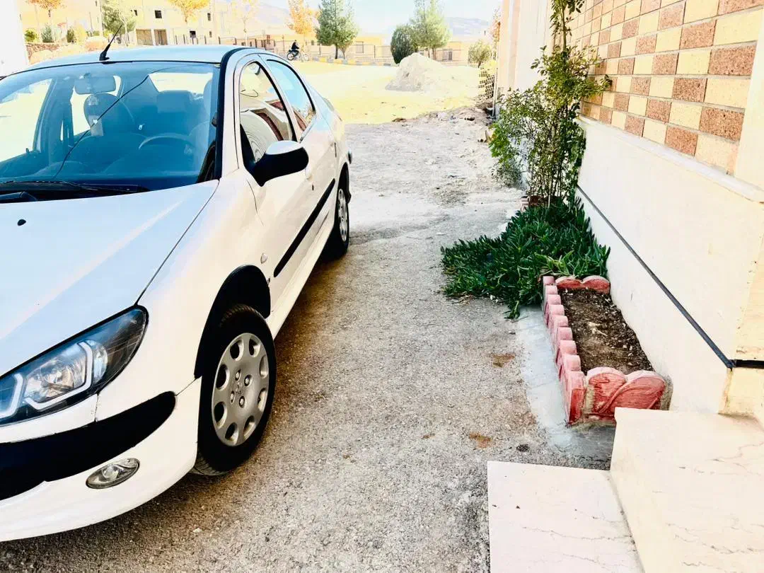 خودرو پژو، ۲۰۶ صندوق دار آگهی ann_20931860