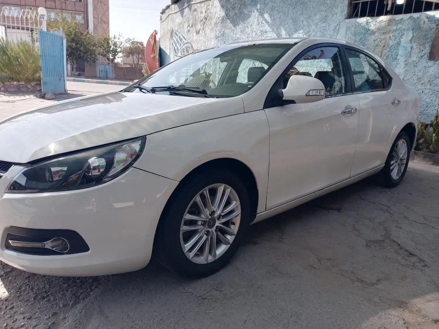 جک J5 اتوماتیک - 1394