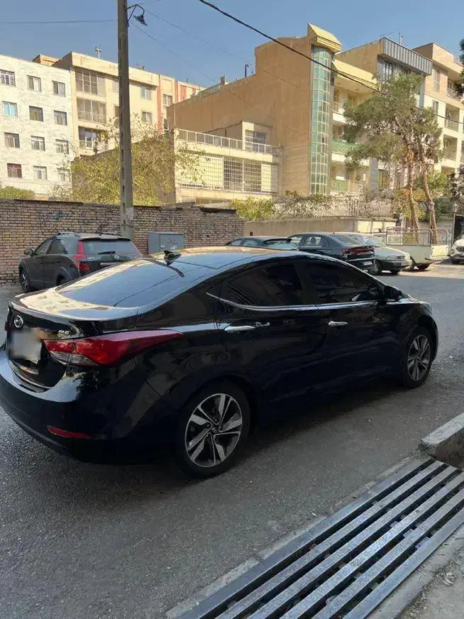 هیوندای النترا 1.8 لیتر - 2015