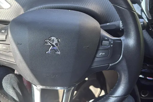 خودرو پژو، 2008 آگهی ann_20932902