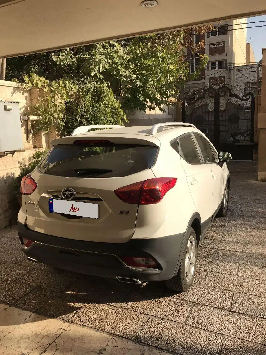 جک S3 اتوماتیک - 1402