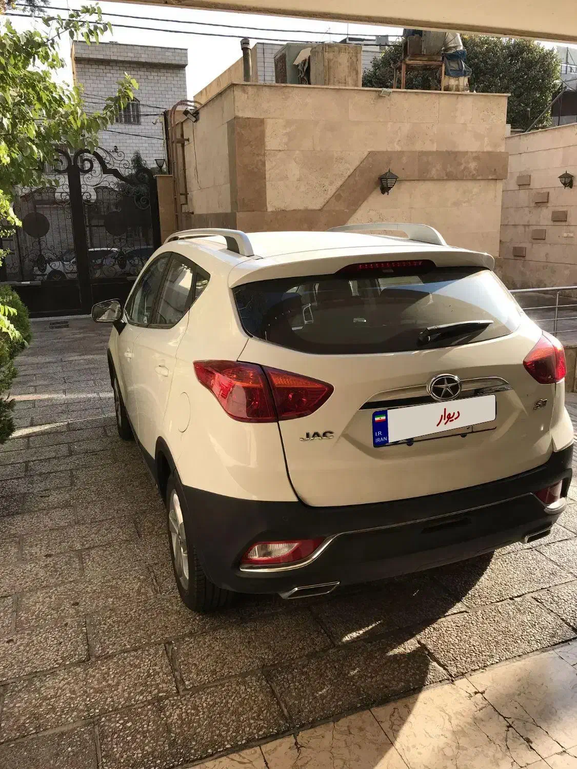 جک S3 اتوماتیک - 1402